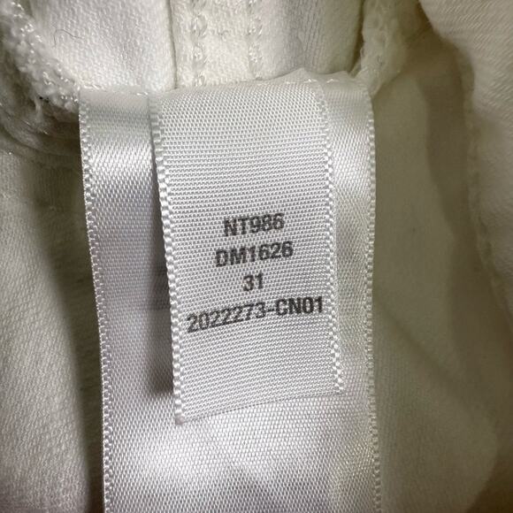 Madewell The Denim Emmett Short: Patch Pocket Edition Tile White Size 31 - Picture 10 of 13